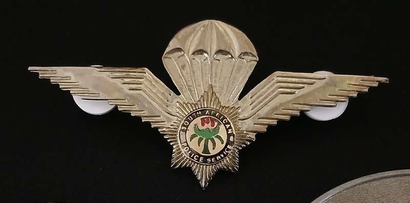 South African Special Task Force Medallions + Wings `` Medallion Sizes: 75mm , 63mm , 33mm O2