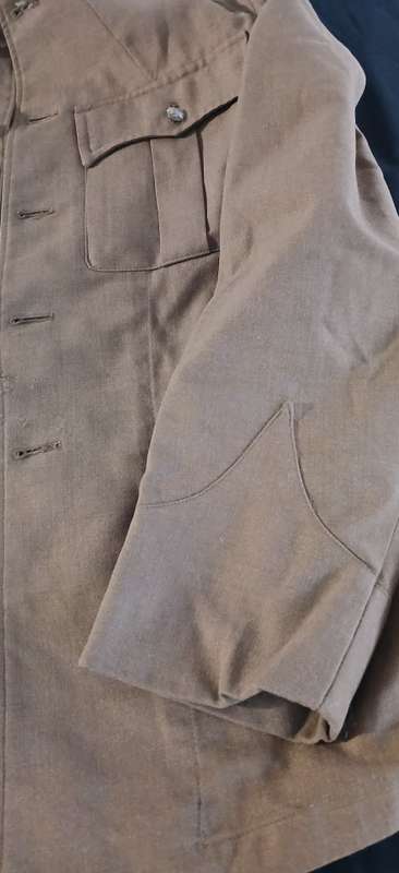 1968 H.J. HENOCHSBERG (PTY) LTD S.A.R - S.A.S  JACKET    SIZE: 6