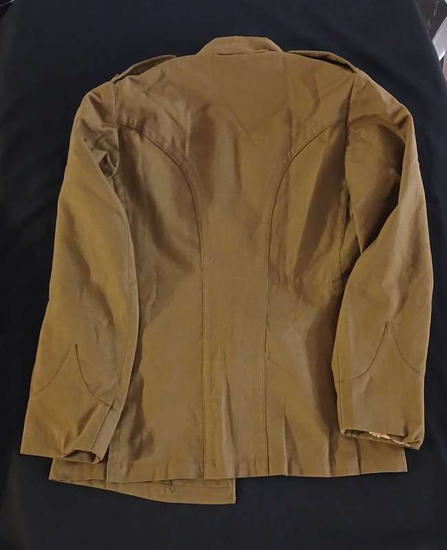 1968 H.J. HENOCHSBERG (PTY) LTD S.A.R - S.A.S  JACKET    SIZE: 6
