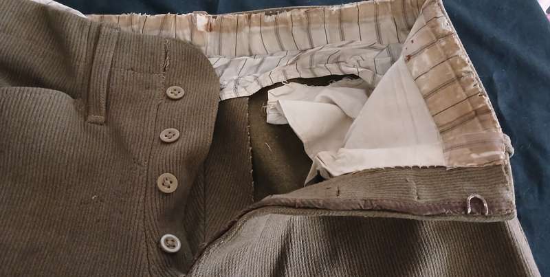 BOER WAR  RIDING BREECHES WITH SUIDE PADS - NOTE CONDITION