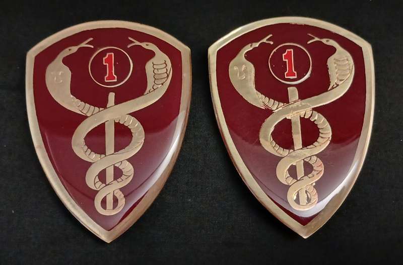 SADF -- SAMS  1 MILITARY HOSPITAL SHOULDER FLASH  PAIR                      L146