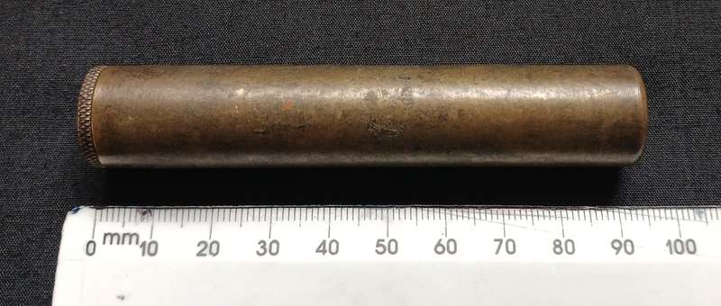 LEE ENFIELD OILER / OIL BOTTLE  MK. IV. LB  14 U ARROW -- ON OLILER MARKED A G E C             L192