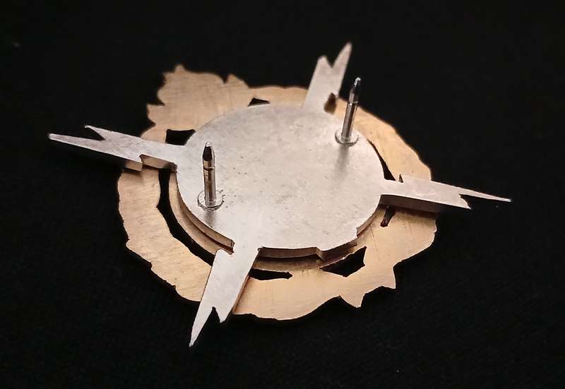 SAPS Bomb Disposal Proficiency Breast Badge     Size: 51 x 51mm        L194