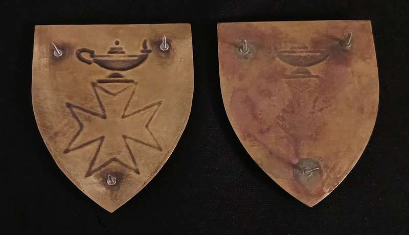 SADF --- SAMS  Nursing College Shoulder Flashes      ( 1979 - 1994 )                     L195