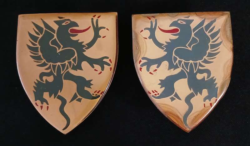 SADF  BOKSBURG COMMANDO SHOULDER FLASH PAIR   "" SUPER RARE ""    " Note Two Pins Repaired "    L198