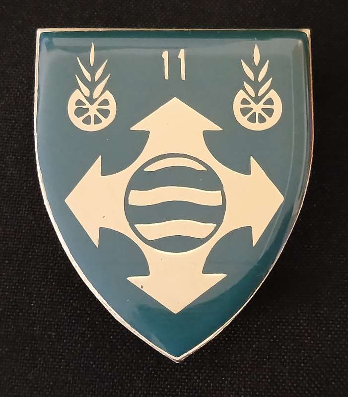SADF 11 SUPPLY & TRANSPORT DEPOT  SHOULDER FLASH   " RARE "                      L239