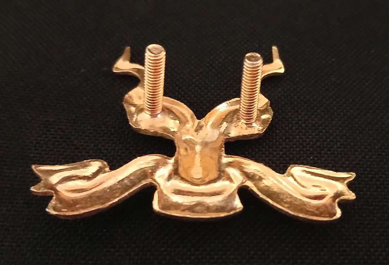 HOMELANDS  ----   BOPHUTHATSWANA MILITARY BASE THABANCHU CAP BADGE   " SCARCE "         P2