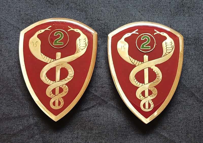 SADF - 2 FIELD AMBULANCE UNIT SHOULDER FLASH PAIR    "" SUPER RARE """        P17