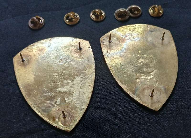 SADF - 2 FIELD AMBULANCE UNIT SHOULDER FLASH PAIR    "" SUPER RARE """        P17