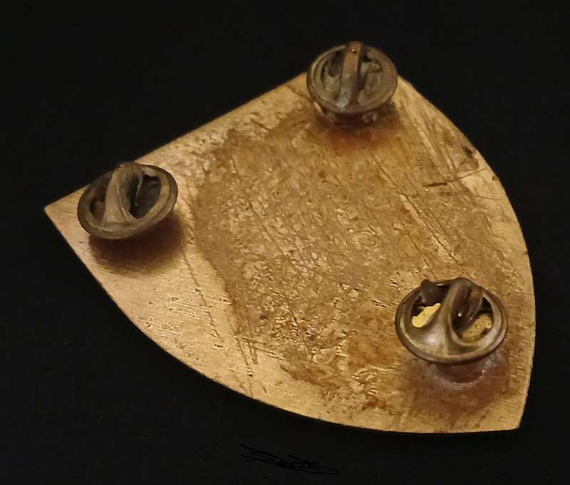 SADF ---  83 Technical Stores Depot Shoulder Flash ( YELLOW )     TWO PINS REPAIRED        P26
