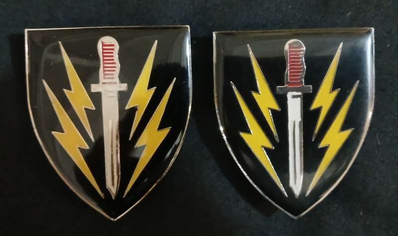 SADF 61 Mech Battalion Shoulder Flashes  ( All Pins )             R27