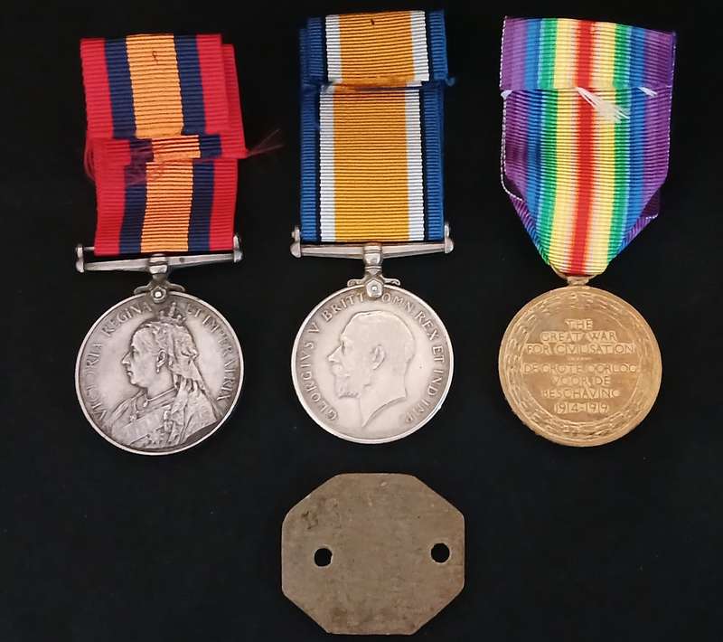 Father And Son Medal Group To: Boyes      ( QSA Father, WW1 Medals Son Killed In Action + Dog Tag  )