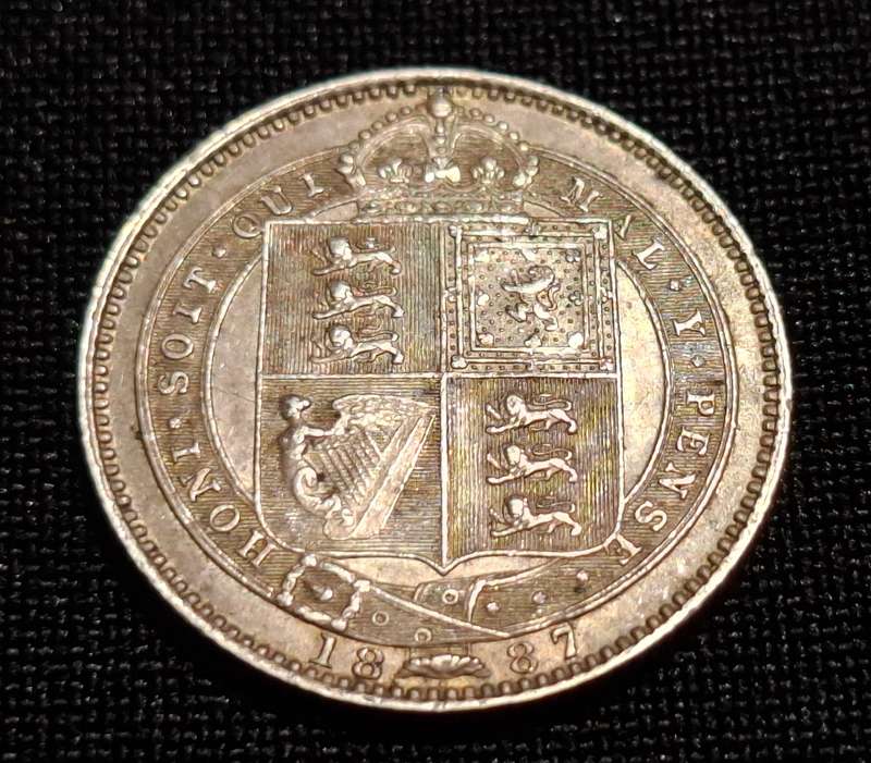 1887 Great Britain One Shilling  XF+  " TOP GRADE COIN "                 JJ6