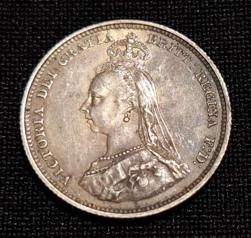 1887 Great Britain One Shilling  XF+  " TOP GRADE COIN "                 JJ6