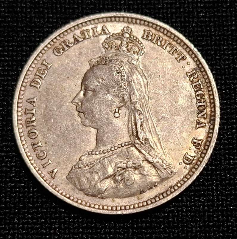 1887 Great Britain One Shilling XF+      " Top Grade Coin "               JJ9