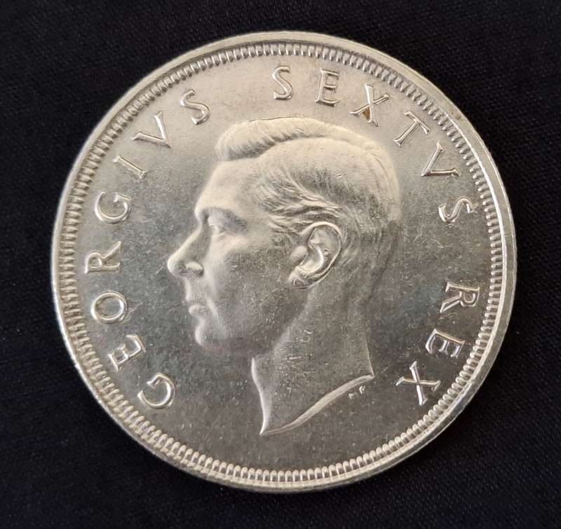 1652 - 1952 Union Of SA Crown / 5 Shillings                        JJ13
