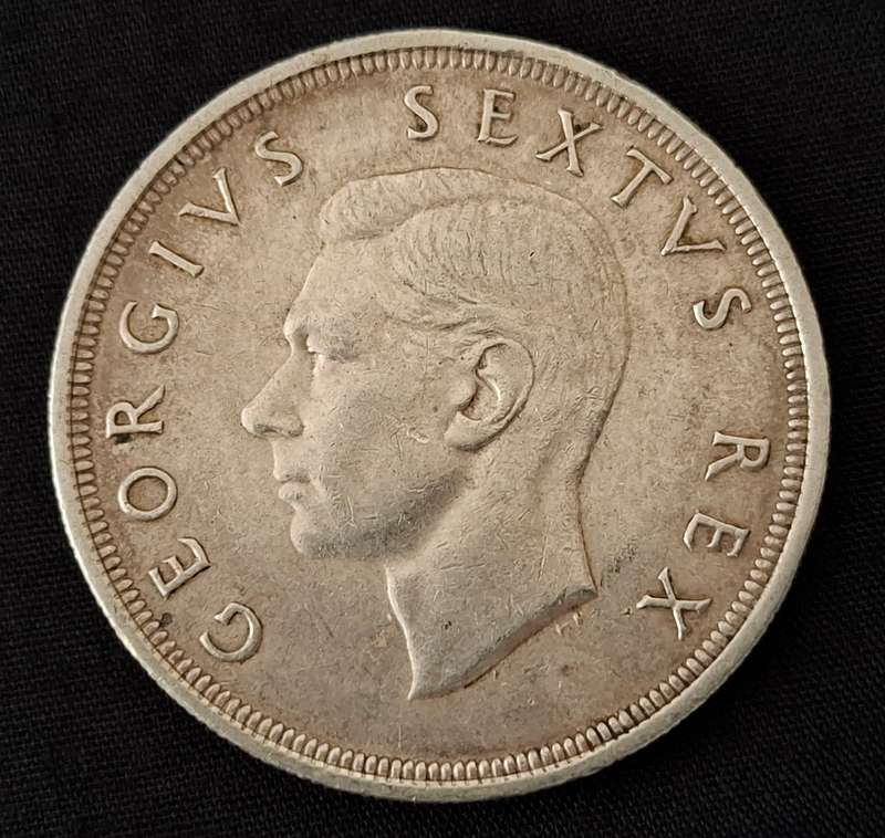 1949 Union Of SA Crown / 5 Shillings                JJ22