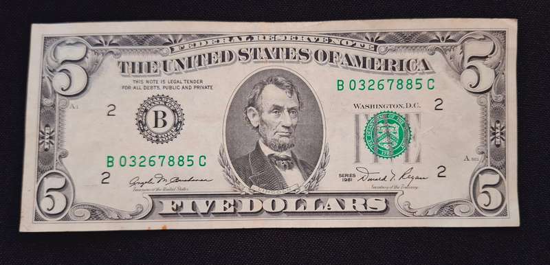 1981 United States Of America 5 Dollar Bank Note                              N12b