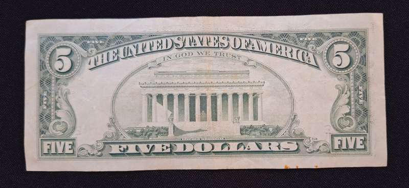 1981 United States Of America 5 Dollar Bank Note                              N12b
