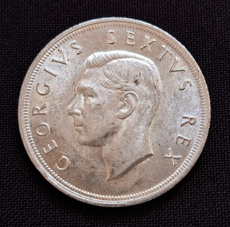 1652 - 1952 Union Of SA Crown / 5 Shillings                   T27