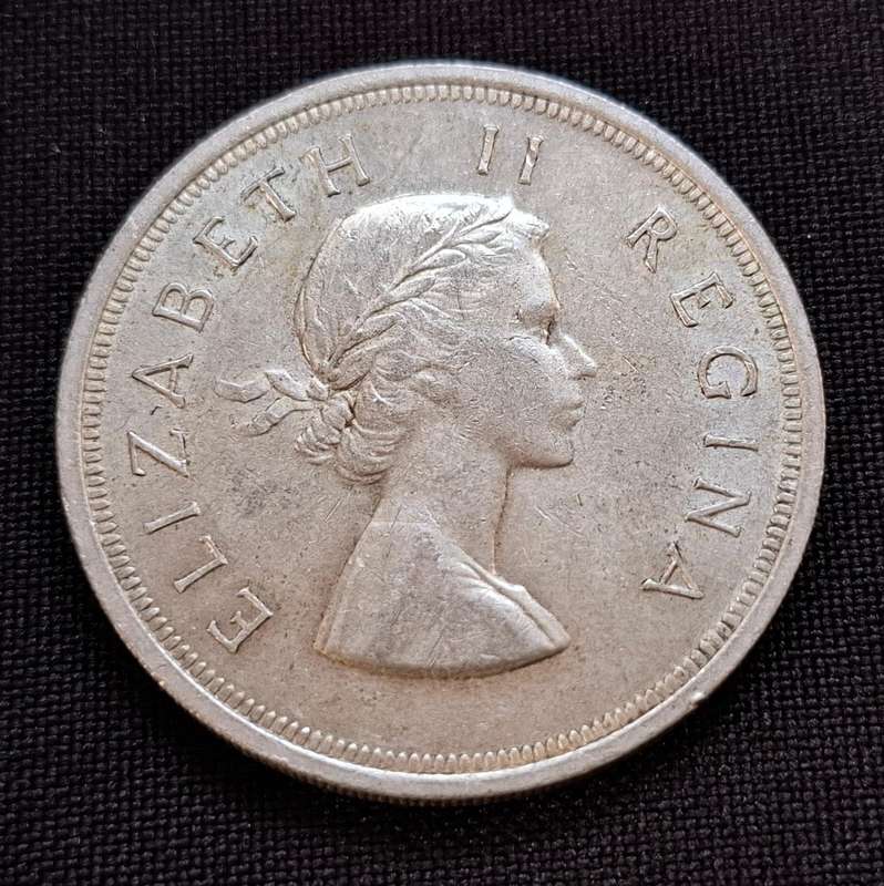 1958 Union Of SA Crown / 5 Shillings             T29