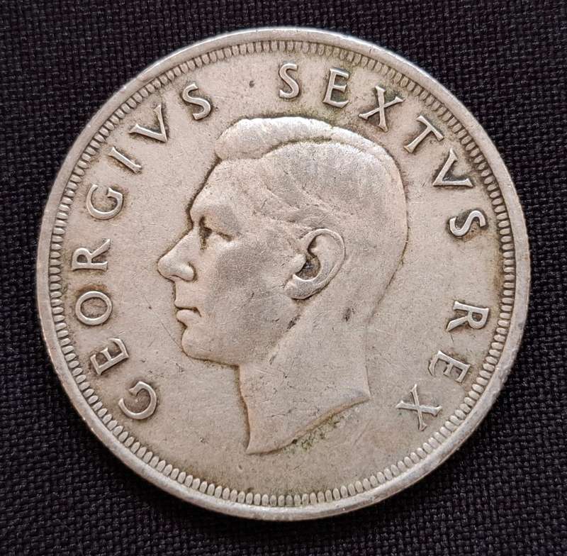 1652 - 1952 Union Of SA Crown / 5 Shillings               T30