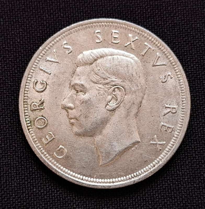 1652 - 1952 Union Of SA Crown / 5 Shillings                        T40