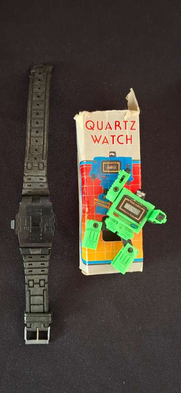 Takara Watch  1980's  Vintage Robot Transformers  ***RARE *** RARE ***  WORKING  *  See Description
