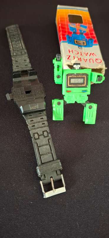 Takara Watch  1980's  Vintage Robot Transformers  ***RARE *** RARE ***  WORKING  *  See Description