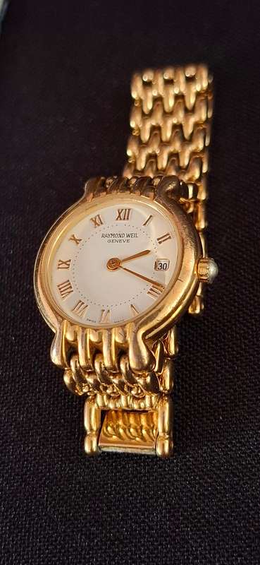 RAYMOND WEIL VINTAGE LADIES WATCH        *** Low STARTING PRICE ... Happy Bidding ***