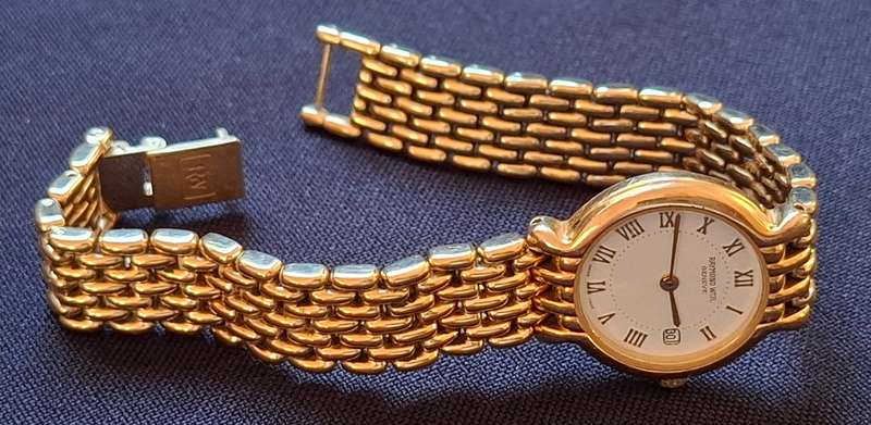RAYMOND WEIL VINTAGE LADIES WATCH        *** Low STARTING PRICE ... Happy Bidding ***