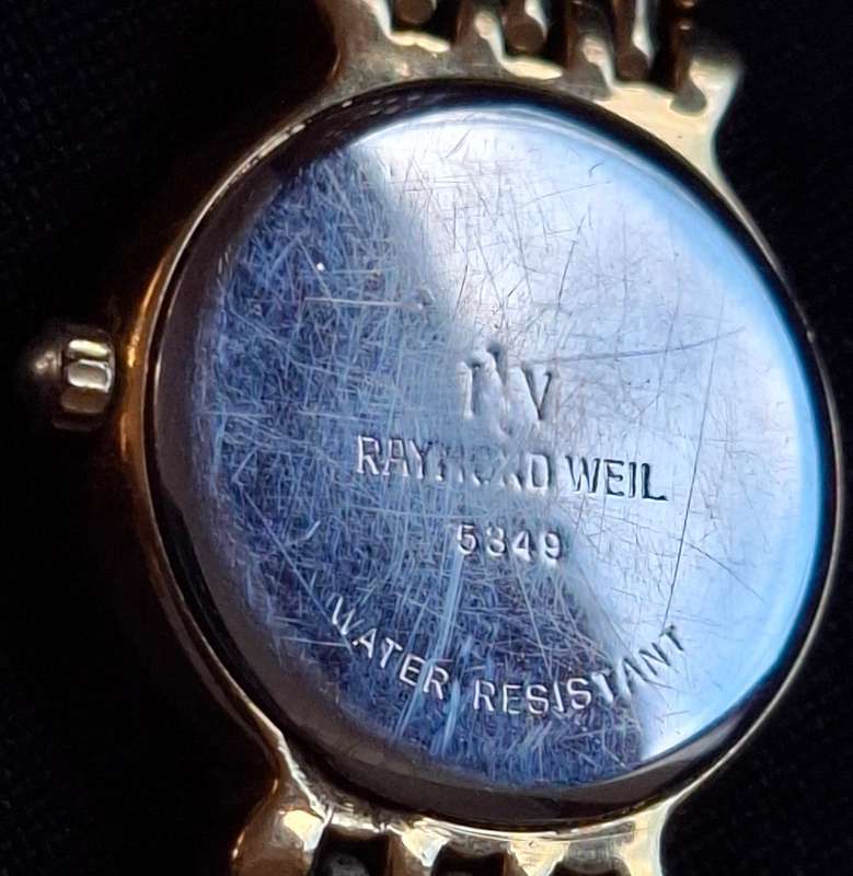 RAYMOND WEIL VINTAGE LADIES WATCH        *** Low STARTING PRICE ... Happy Bidding ***