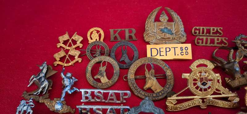MIX Lot Of MILITARY BADGES  -- ONE Bid For The Lot All Lugs and Pins Intact ( 92 Badges In Total )