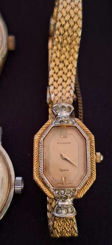 Watch LOT   ----- NOT WORKING ----- For SPARES              ** SRARTING @ R1 **