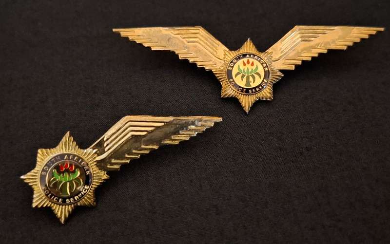 South African Police --- PILOT And CO-PILOT Wings     ( Note One Pin Repaired )                  E37