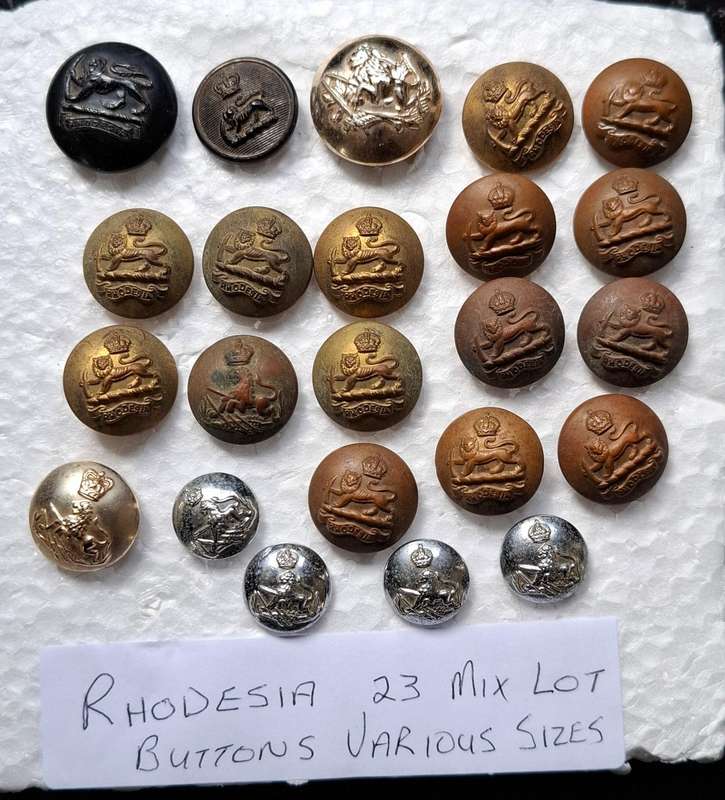 Rhodesia 23 Mix Lot Buttons Various Sizes   --- One Bid For The Lot 0 ---