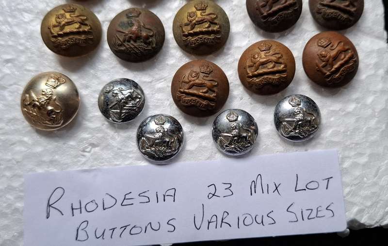 Rhodesia 23 Mix Lot Buttons Various Sizes   --- One Bid For The Lot 0 ---