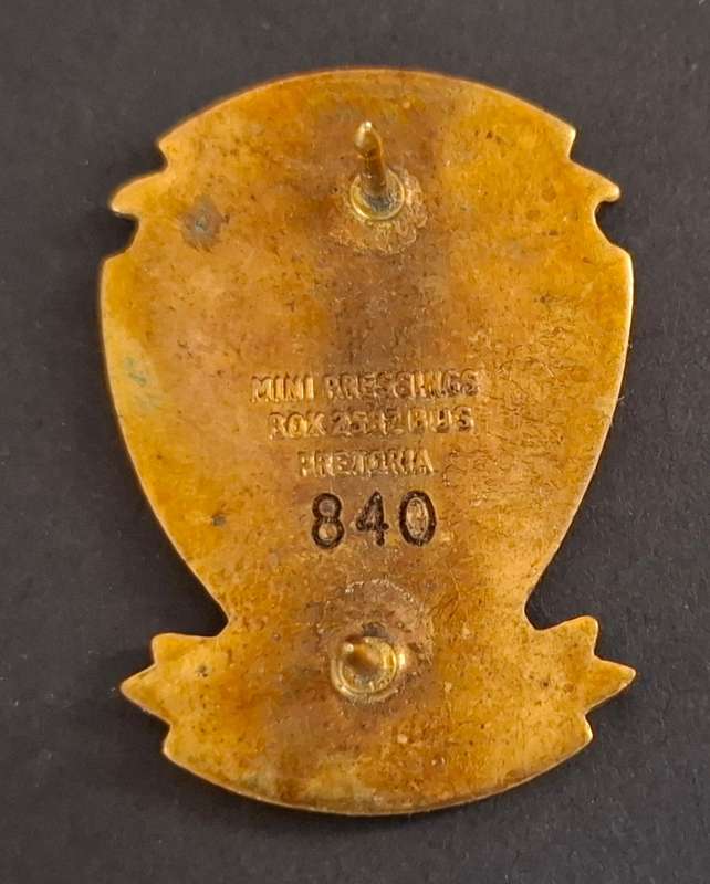 TRANSVAAL NATURE CONSERVATION CAP  AND COLLAR BADGES    ---- RARE ---- ** STUNNING**        E83