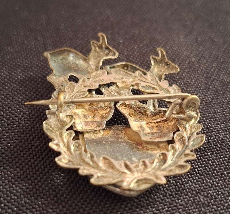 German Garmisch Silver Tone Souvenir Badge           W3