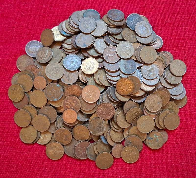 RSA One Cent Lot         ------- 1Kg MIX DATES ------- One Bid For The LOT            (A)