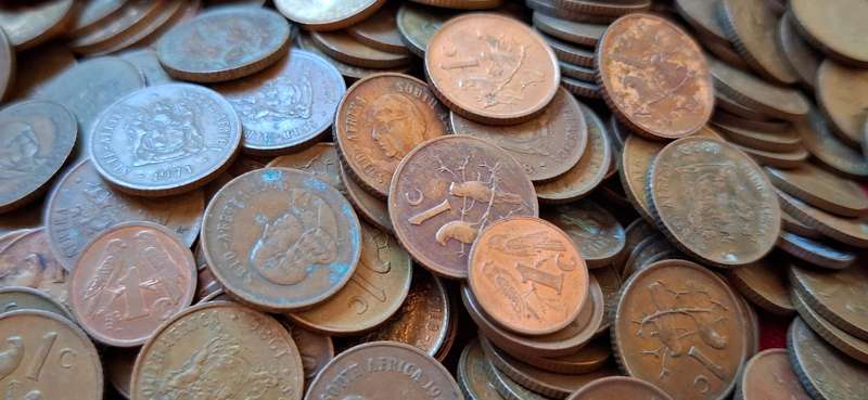 RSA One Cent Lot         ------- 1Kg MIX DATES ------- One Bid For The LOT            (A)