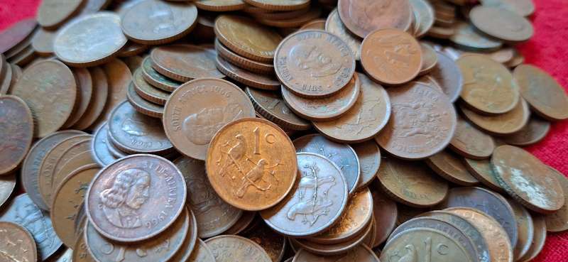 RSA One Cent Lot         ------- 1Kg MIX DATES ------- One Bid For The LOT            (C)