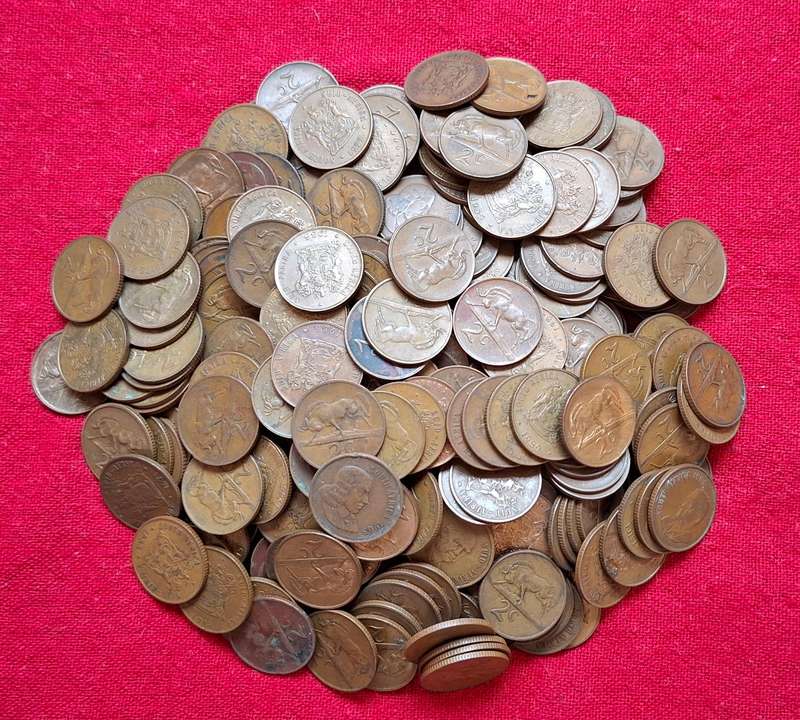 RSA TWO CENT LOT -------------1KG MIX DATES ---------------One Bid For The Lot         (B)