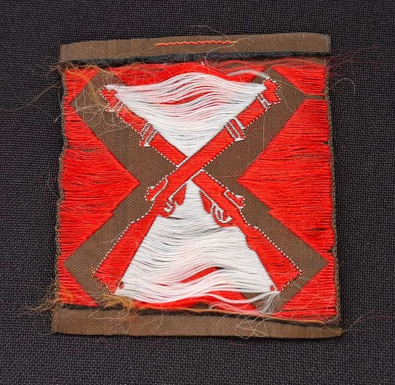 SADF MARKSMAN CLOTH BADGE                          W2