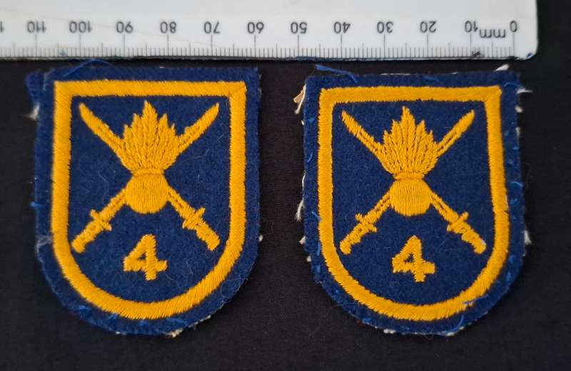 SADF `4th Field Artillery Reg.` Cloth Badge Pair (1967-1969)   --- RARE ---        E115