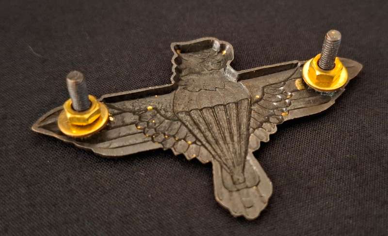 SADF 44 Parachute Brigade Beret Badge        W2