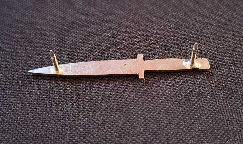 Special Force Dagger Pin Badge                   E90