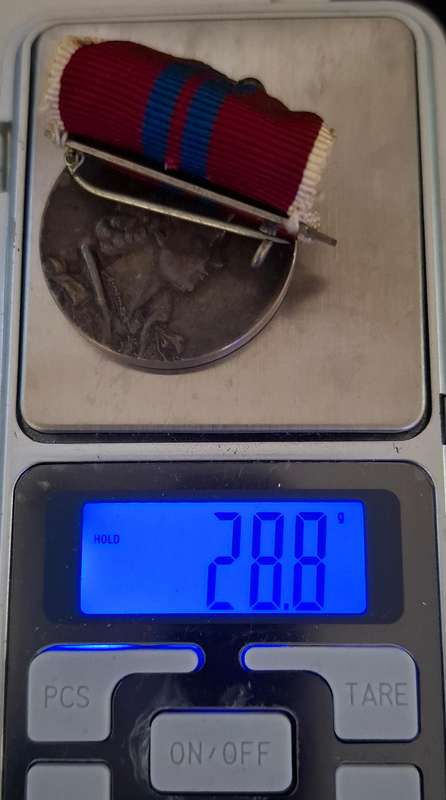 CORONATION MEDAL 1953 - ELIZABETH 11 - FULL SIZE   ( SILVER )      Weight: 28,8 grams            W2