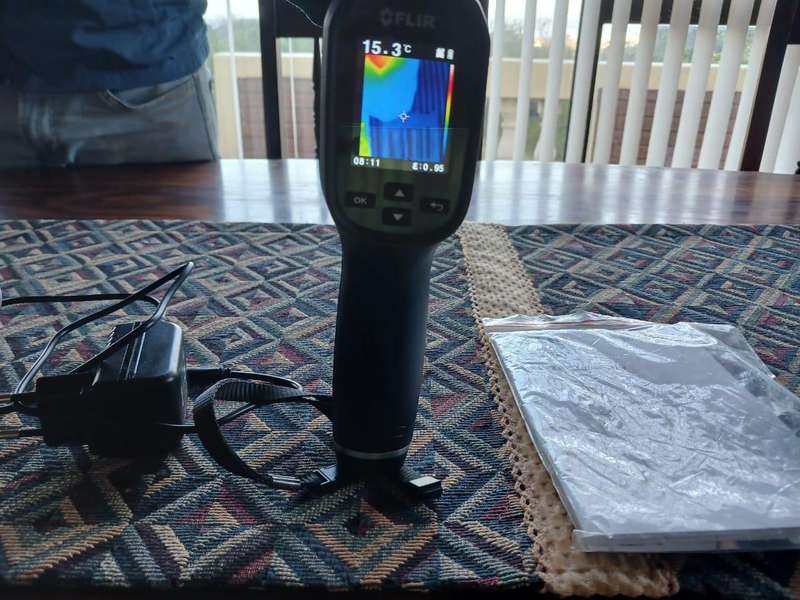 FLIR TG165 thermometer