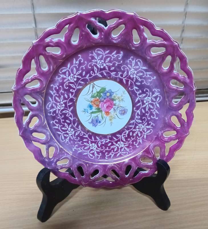 Wall plate